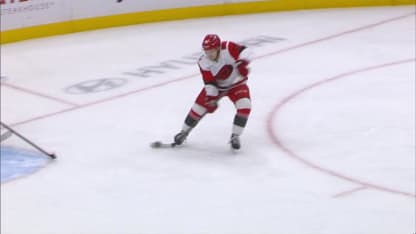 CAR@TBL: Nadeau scores PPG against Andrei Vasilevskiy