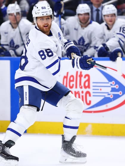 William Nylander utgick skadad när Maple Leafs föll mot Sabres