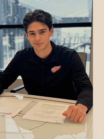 Red Wings sign Carter Bear to three-year, entry-level contract
